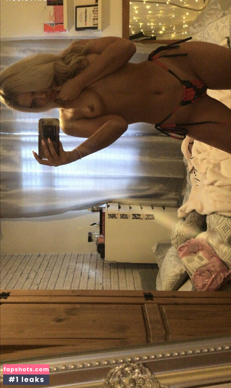 Ellie Pembury gallery photo #22