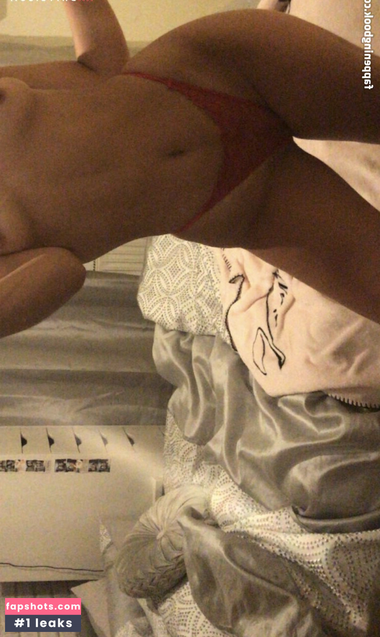 Ellie Pembury gallery photo #29