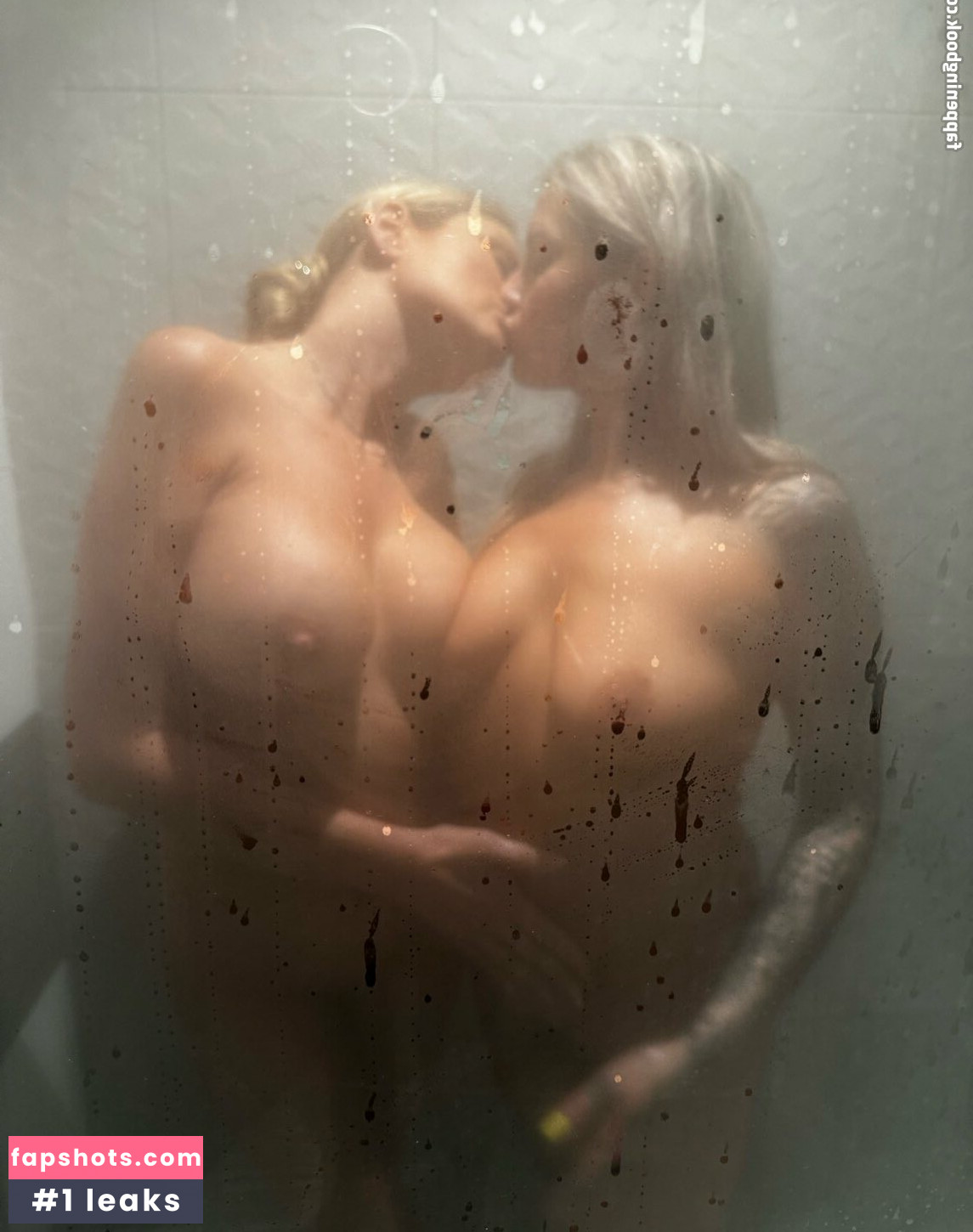 Ellie Taylor gallery photo #7