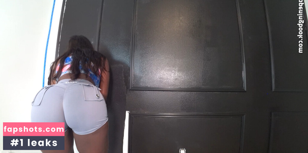 Ellie The Empress gallery photo #19