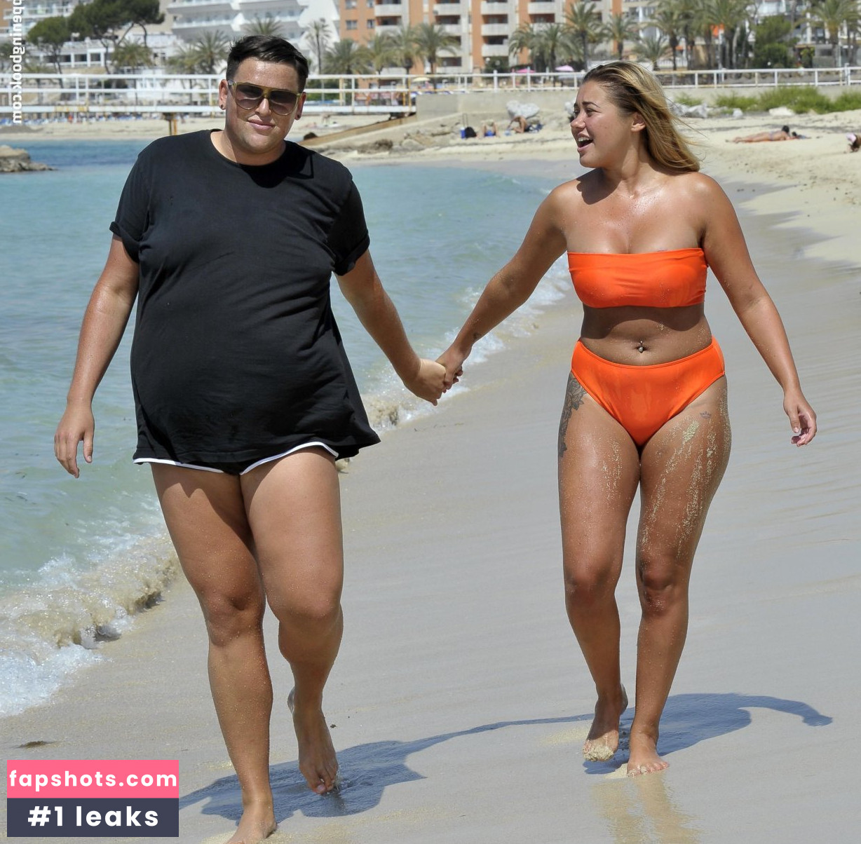 Ellie Young gallery photo #58