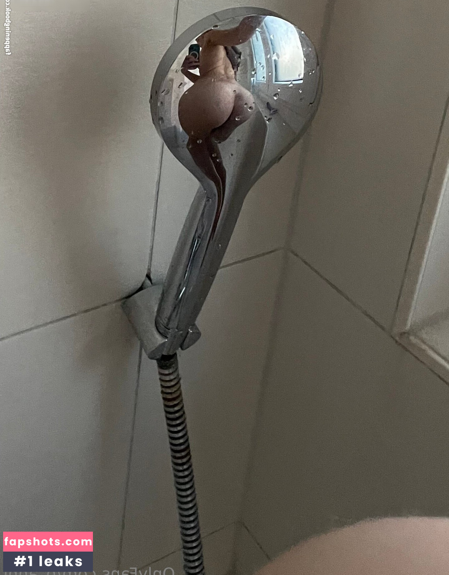 Elliecutiee / b_anni Filtración Desnuda OnlyFans Foto #7 - Fapshots