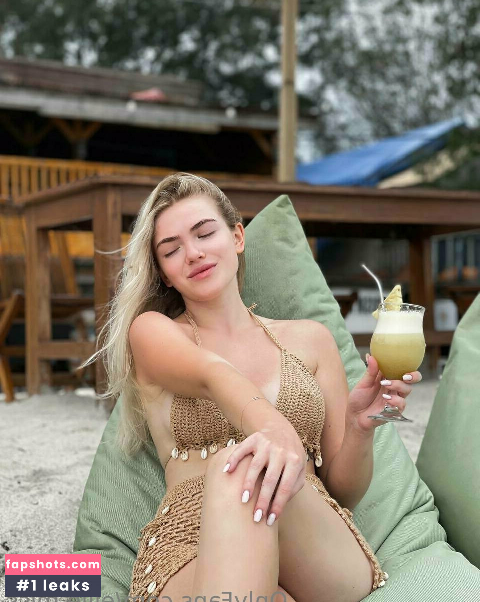 elliemiss gallery photo #16