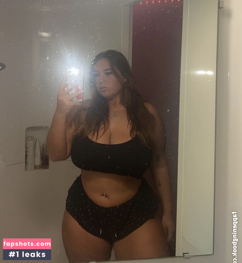 ellierobsxx gallery photo #3