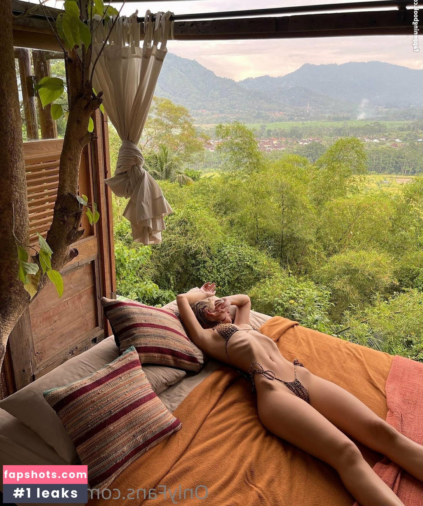 elllleeee Nahé úniky fotek pouze od fanoušků #37 - Fapshots