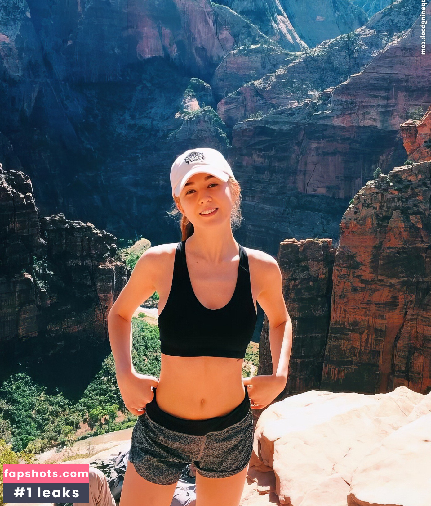 Ellory Smith gallery photo #25