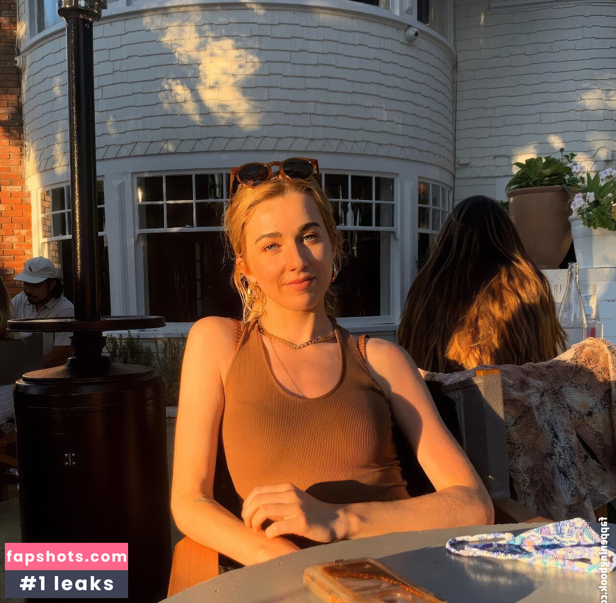 Ellory Smith gallery photo #7