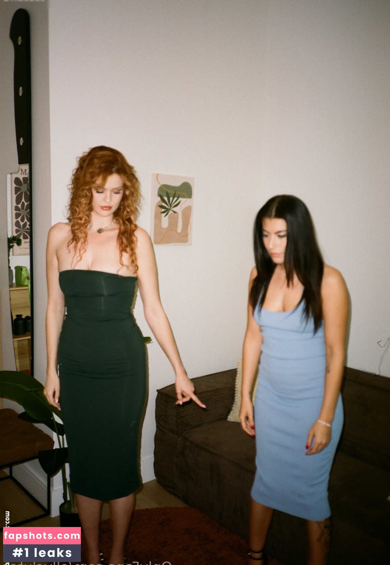 Elly Clutch gallery photo #78