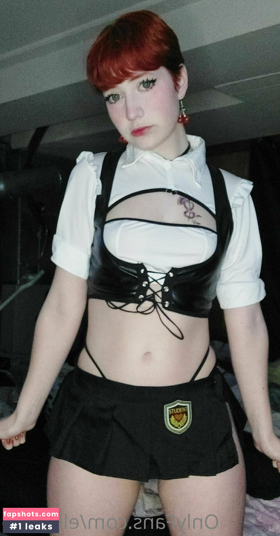 elly.koro gallery photo #11