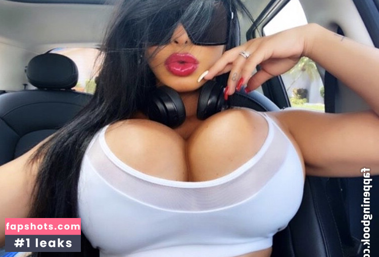 Ellys Angela gallery photo #2