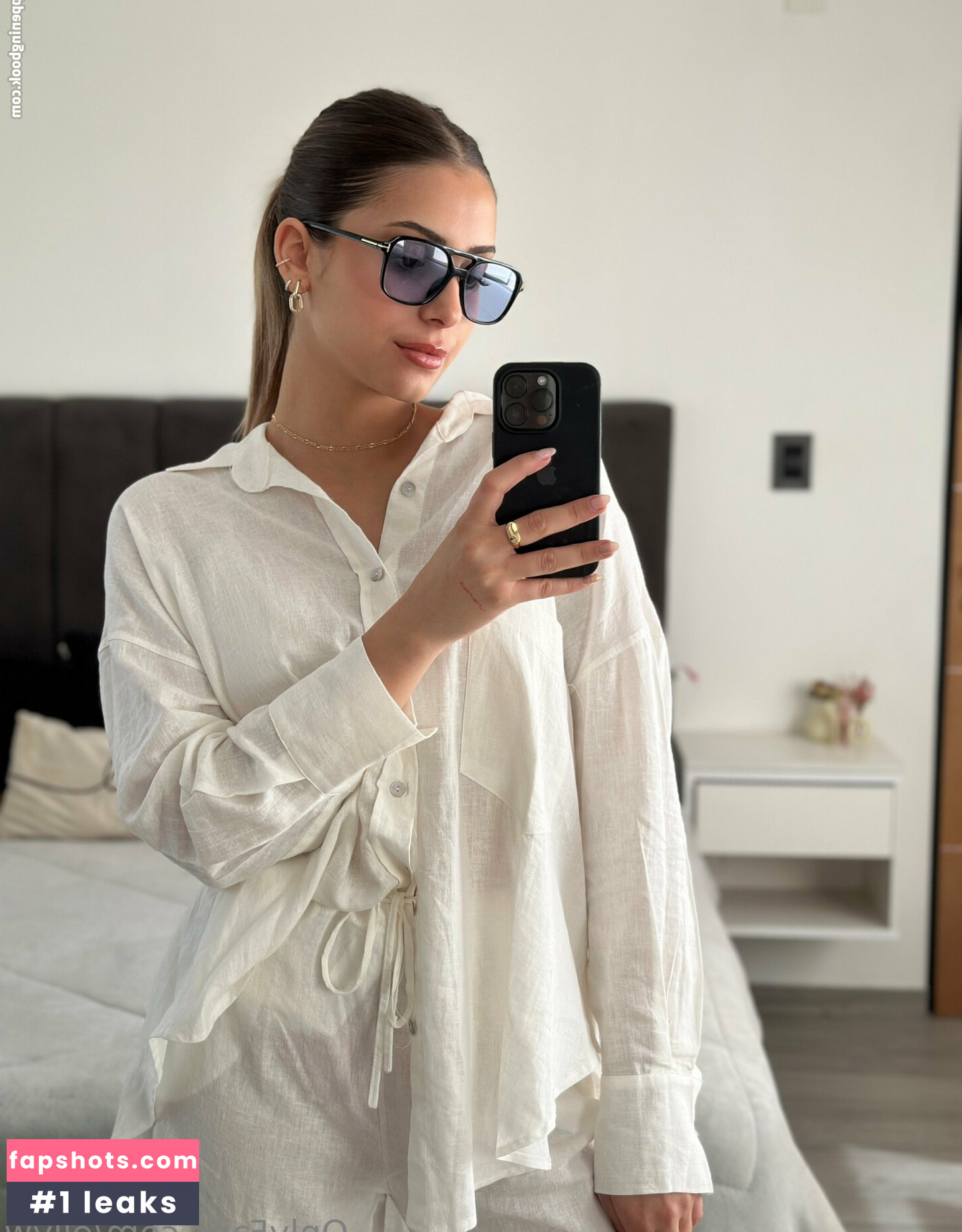 ellyw gallery photo #2