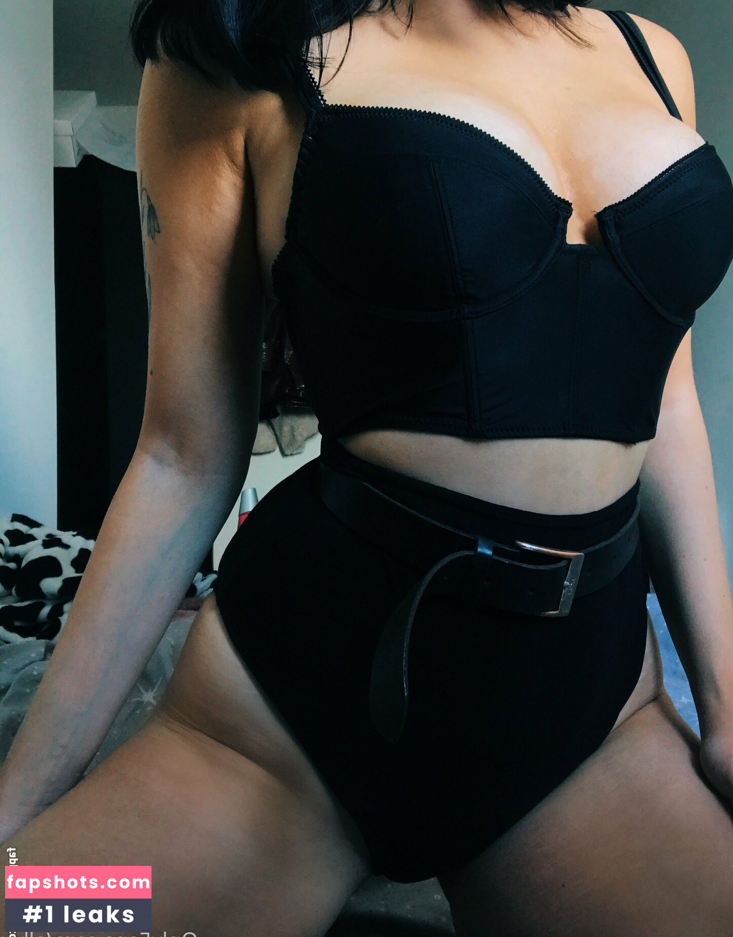 ellyy gallery photo #12