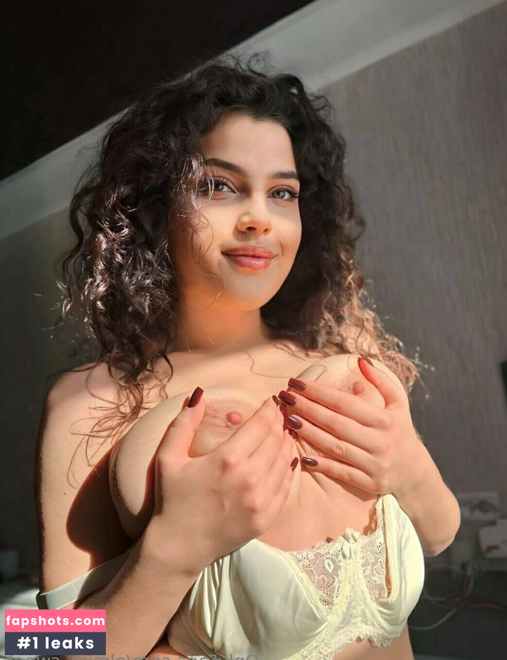 elmira_sweet gallery photo #3