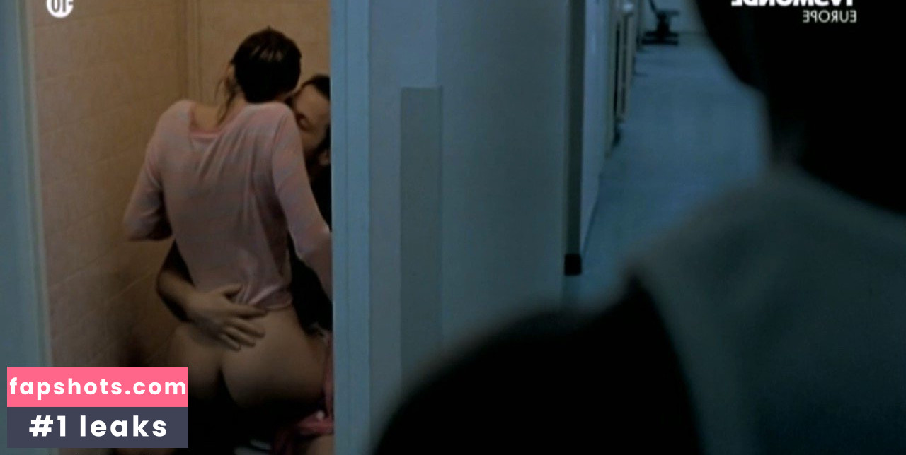 Élodie Bouchez gallery photo #32