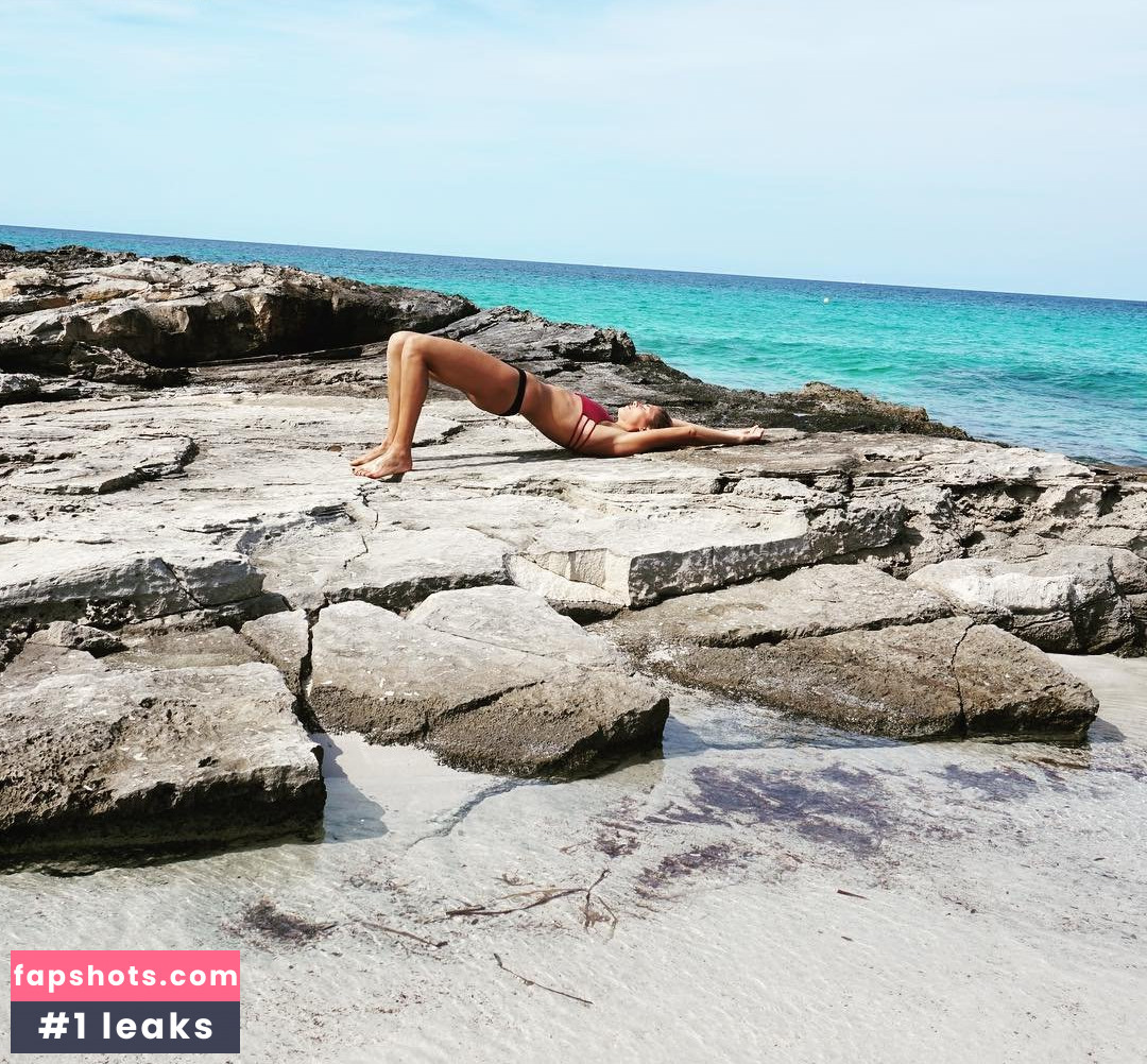 Elodie Clouvel Nude Leaks OnlyFans Photos #3 - LeakJerk