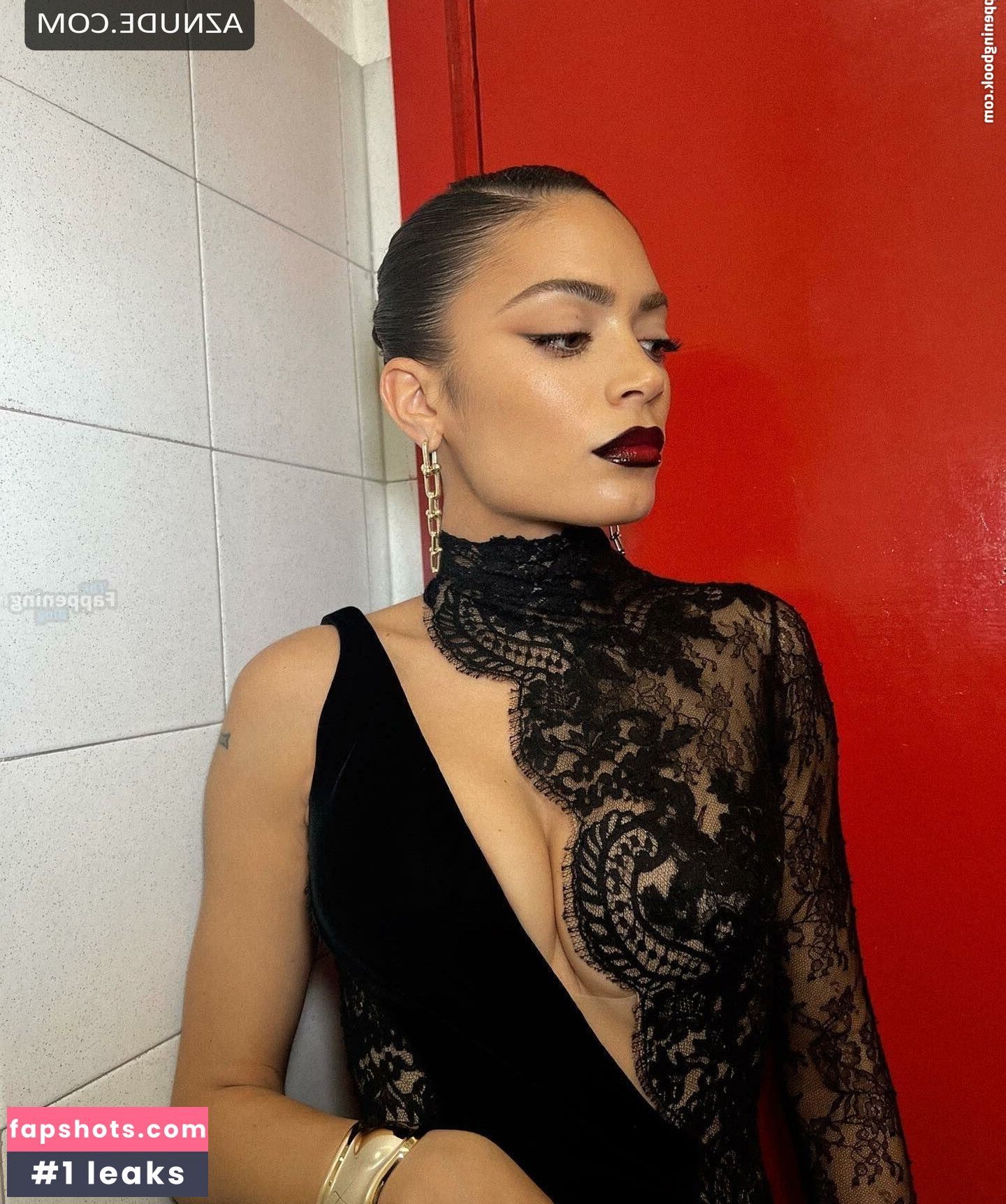 Elodie Di Patrizi gallery photo #12