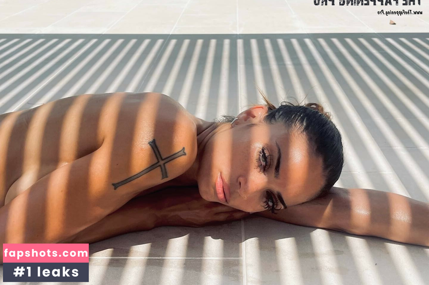 Elodie Di Patrizi gallery photo #3