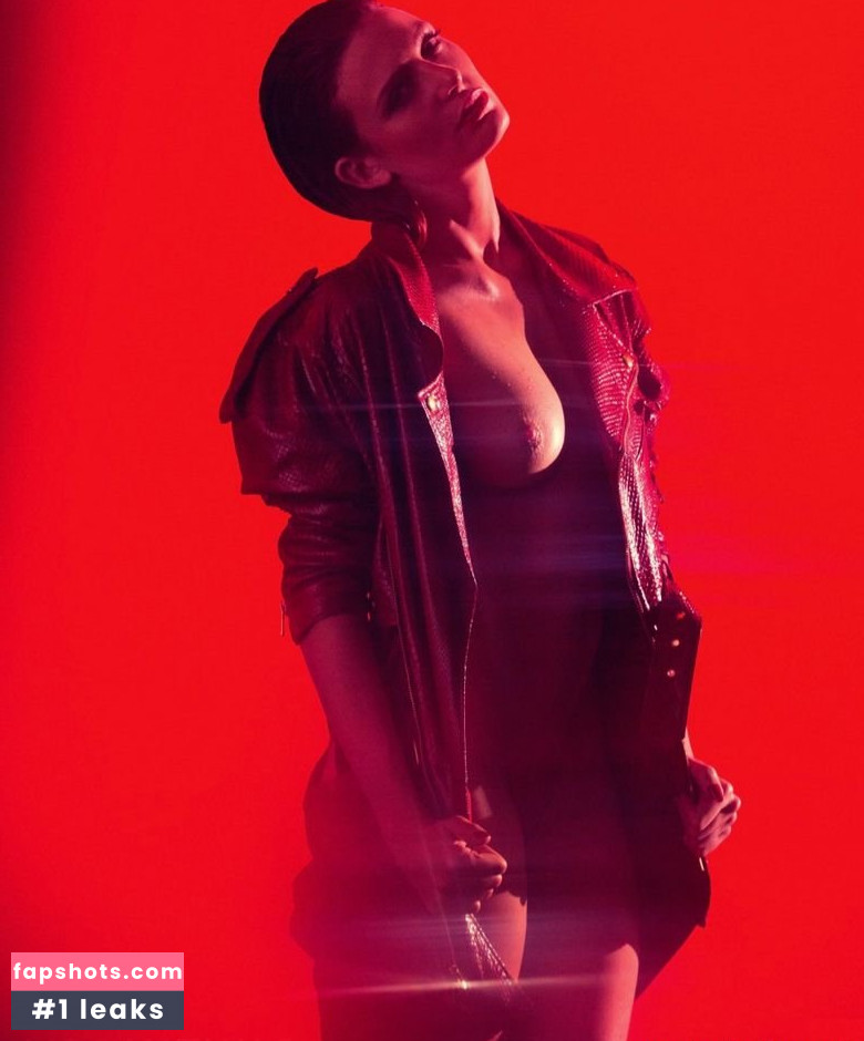 Elodie Frege gallery photo #26