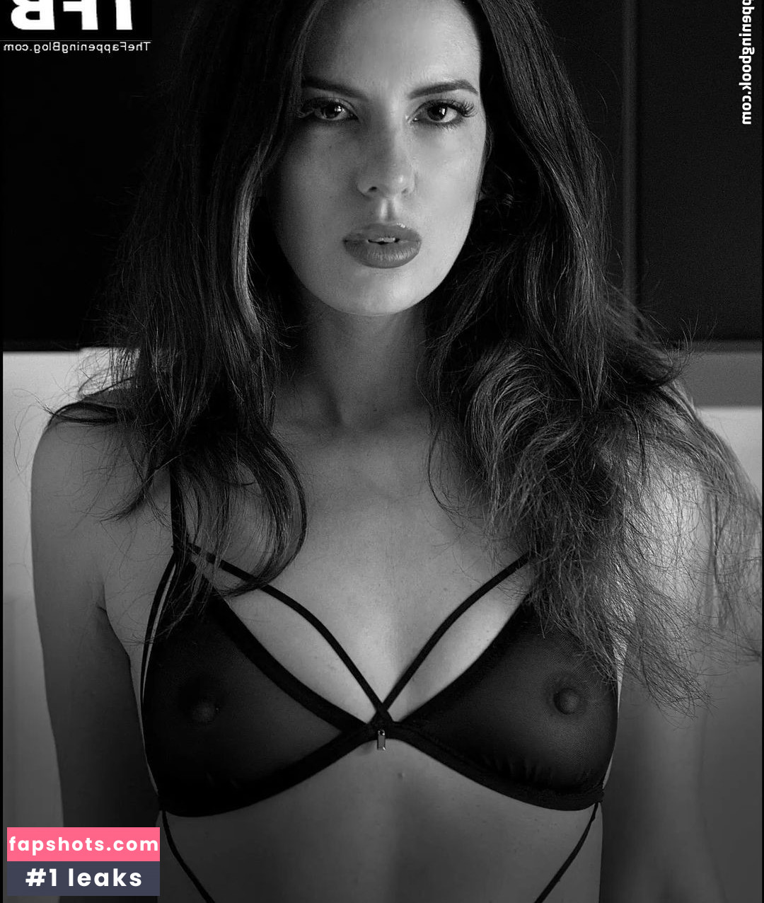 Elodie Hernandez gallery photo #2