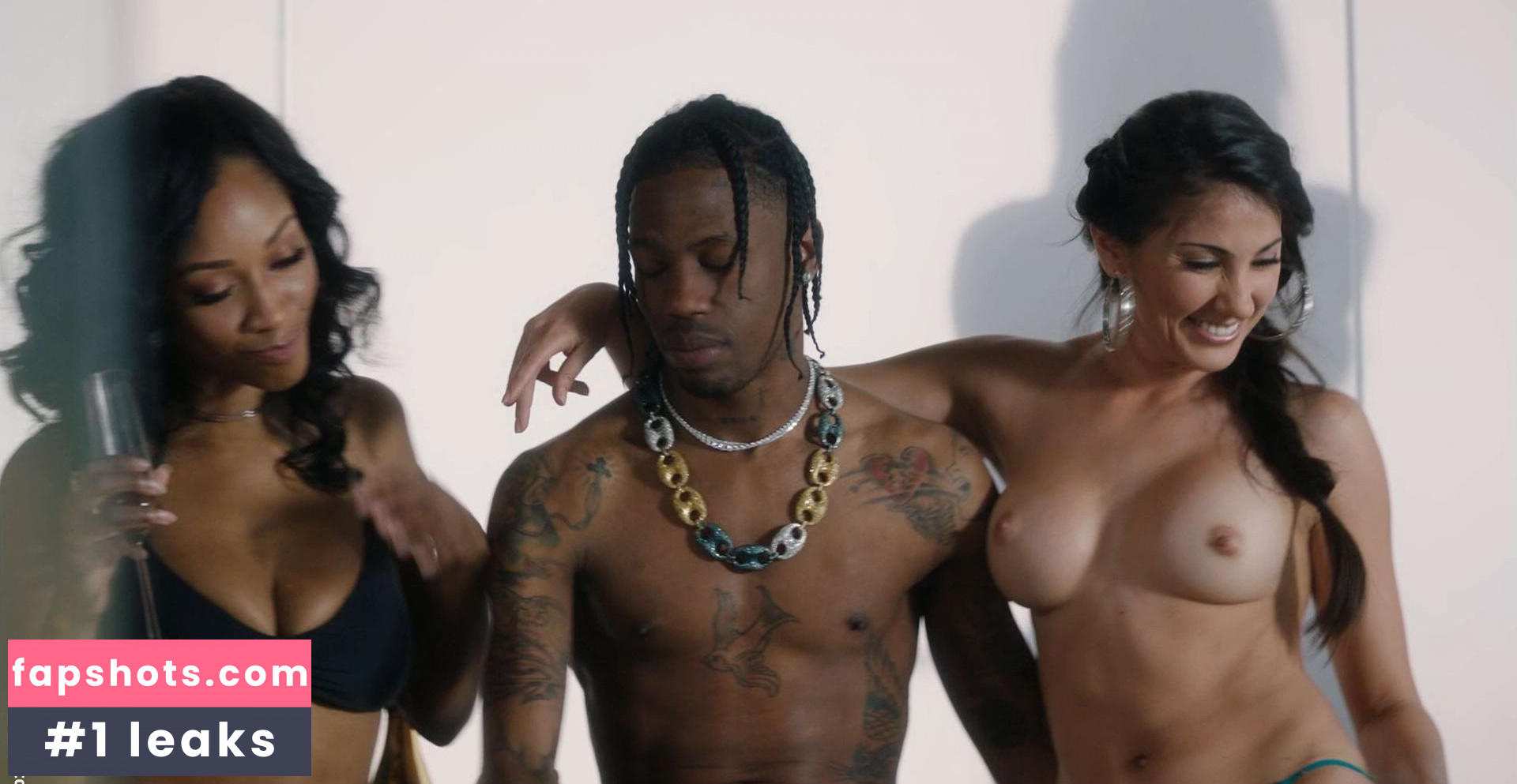 Elody E. Gamarra nude babe gallery