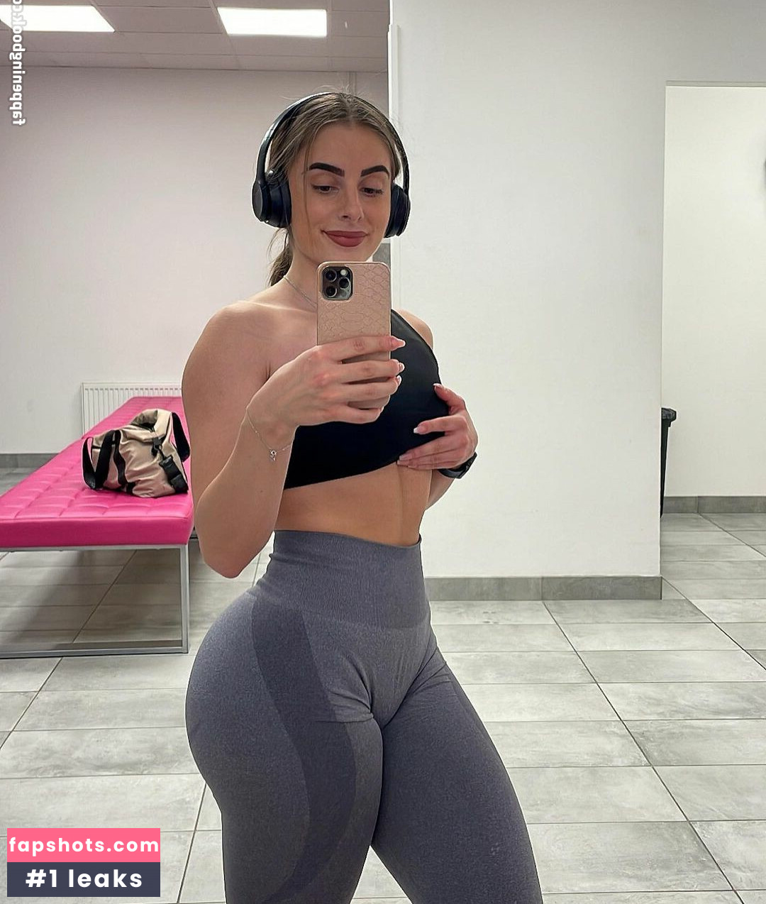 Elora Gummerson gallery photo #15