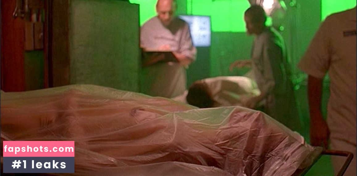 Elpidia Carrillo gallery photo #24