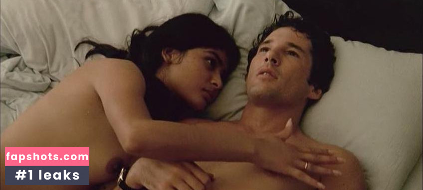 Elpidia Carrillo gallery photo #25