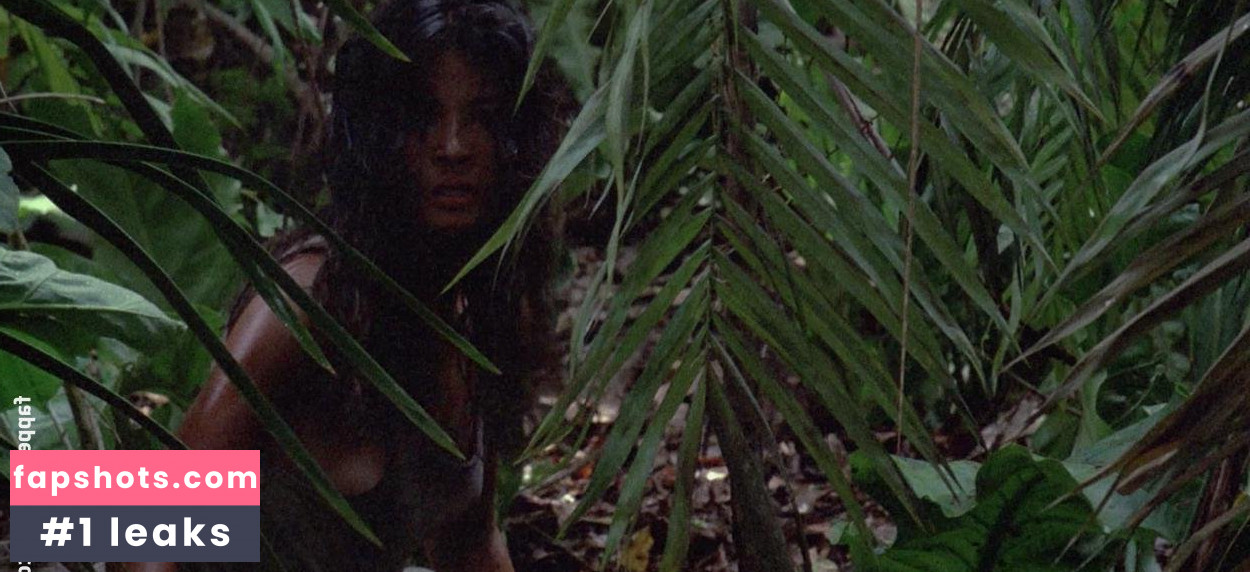 Elpidia Carrillo gallery photo #7