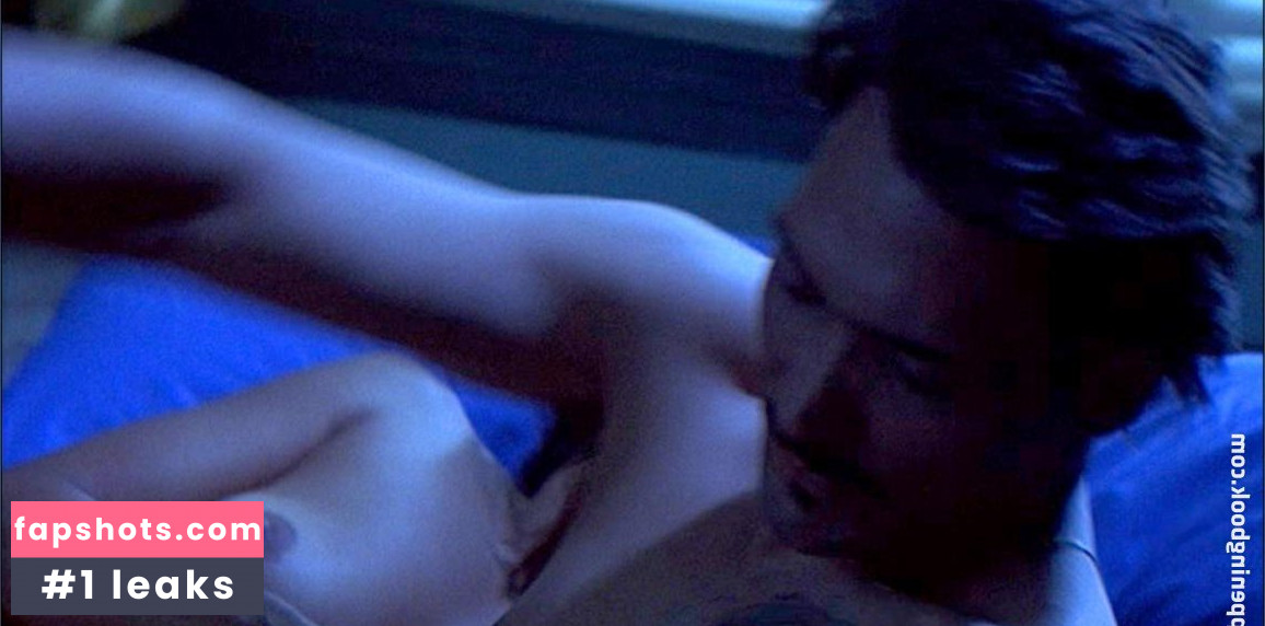 Elpidia Carrillo gallery photo #10