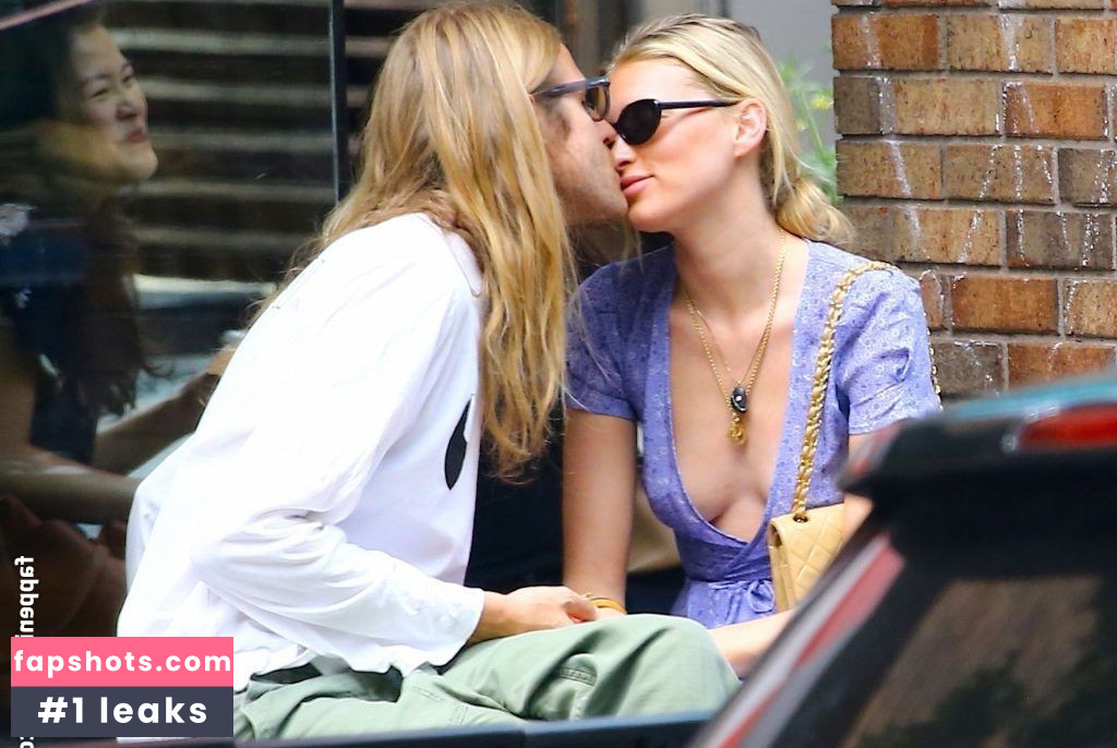 Elsa Hosk Nahé úniky fotek pouze od fanoušků #565 - Fapshots