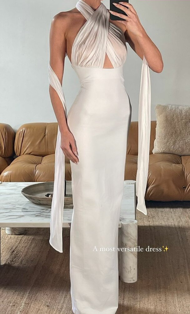 elsa-hosk gallery photo #1080