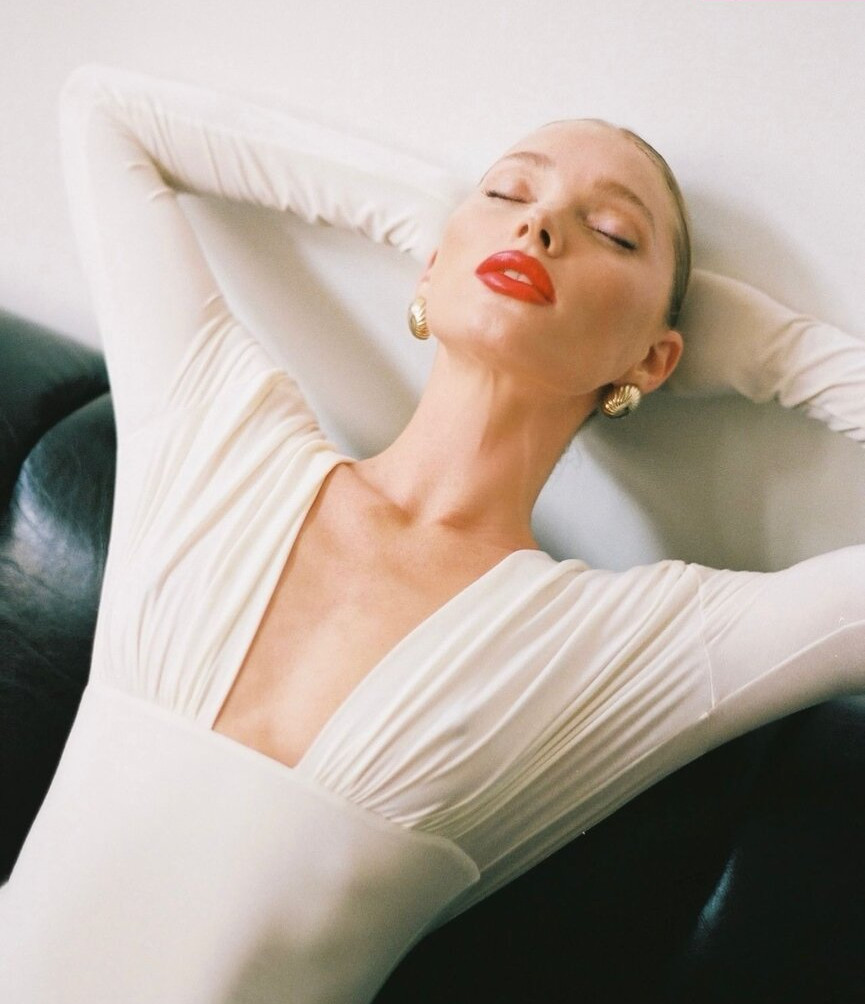 elsa-hosk gallery photo #437