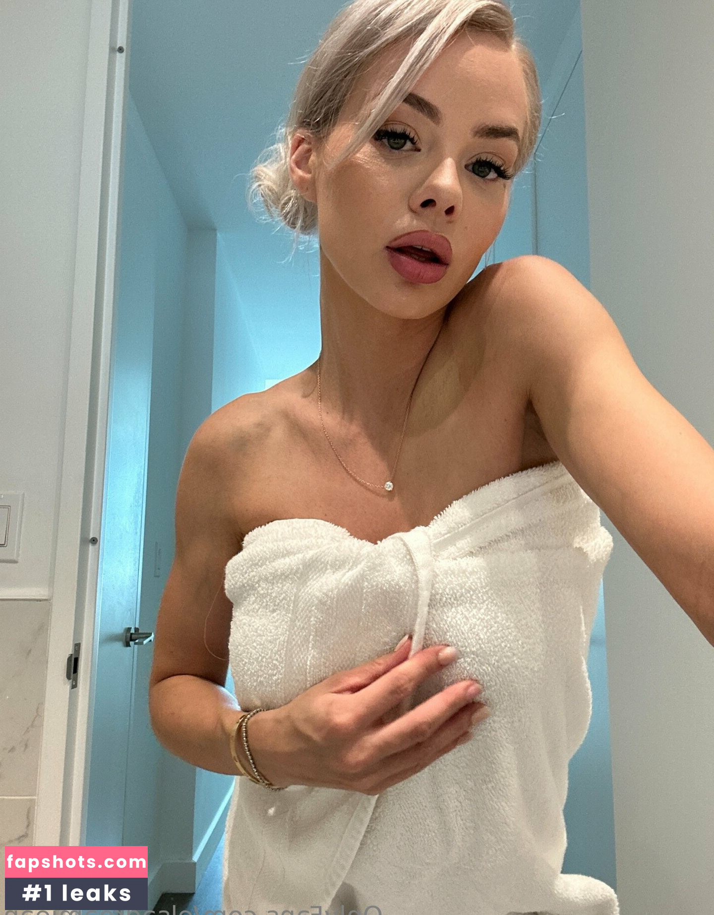 Elsa Jean Nahé úniky fotek pouze od fanoušků #59 - Fapshots