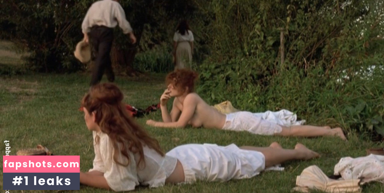 Elsa Zylberstein gallery photo #55