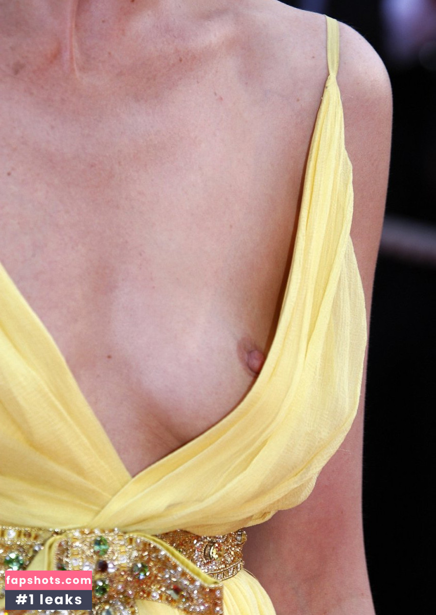 Elsa Zylberstein gallery photo #92