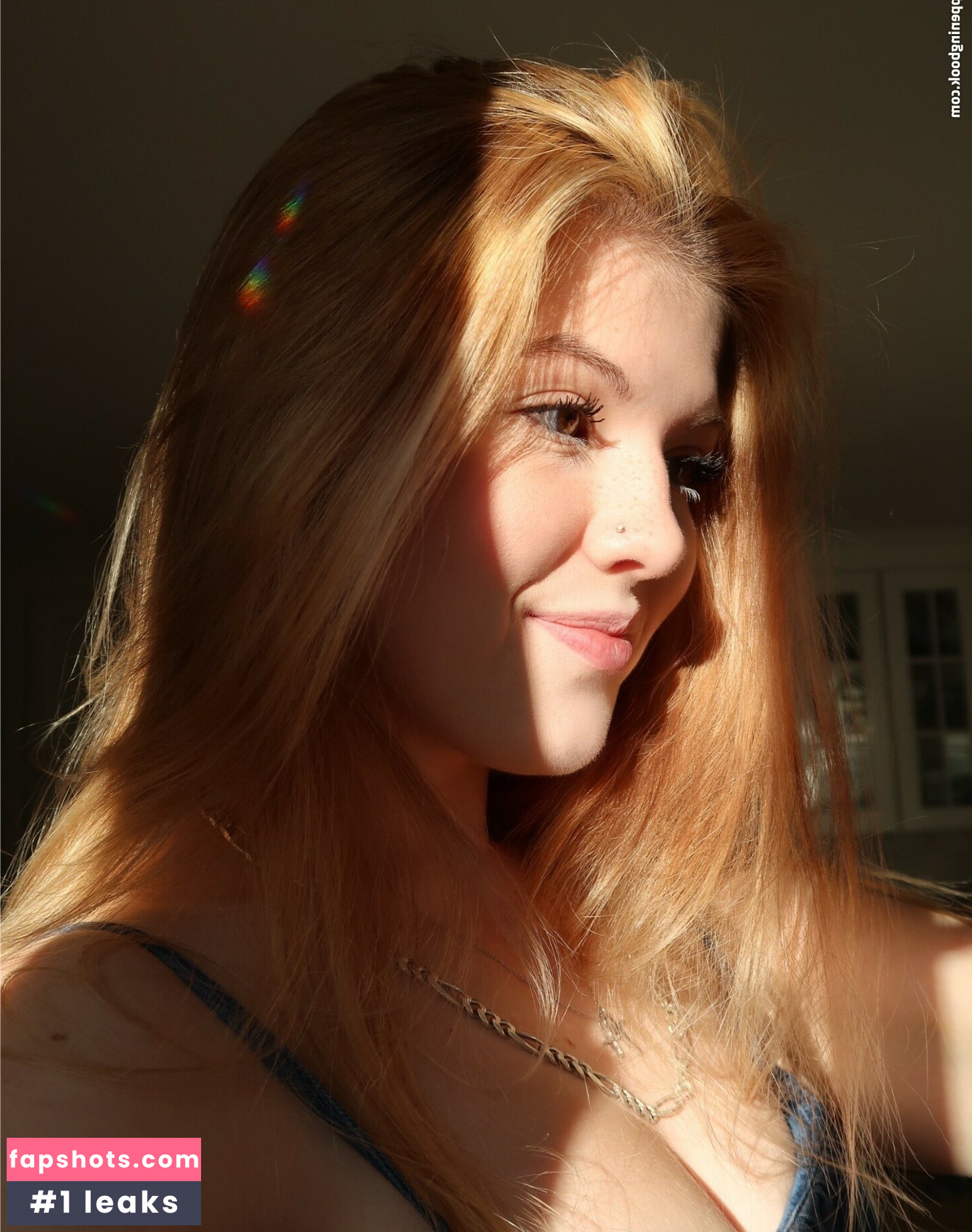 Elsuzannee gallery photo #109