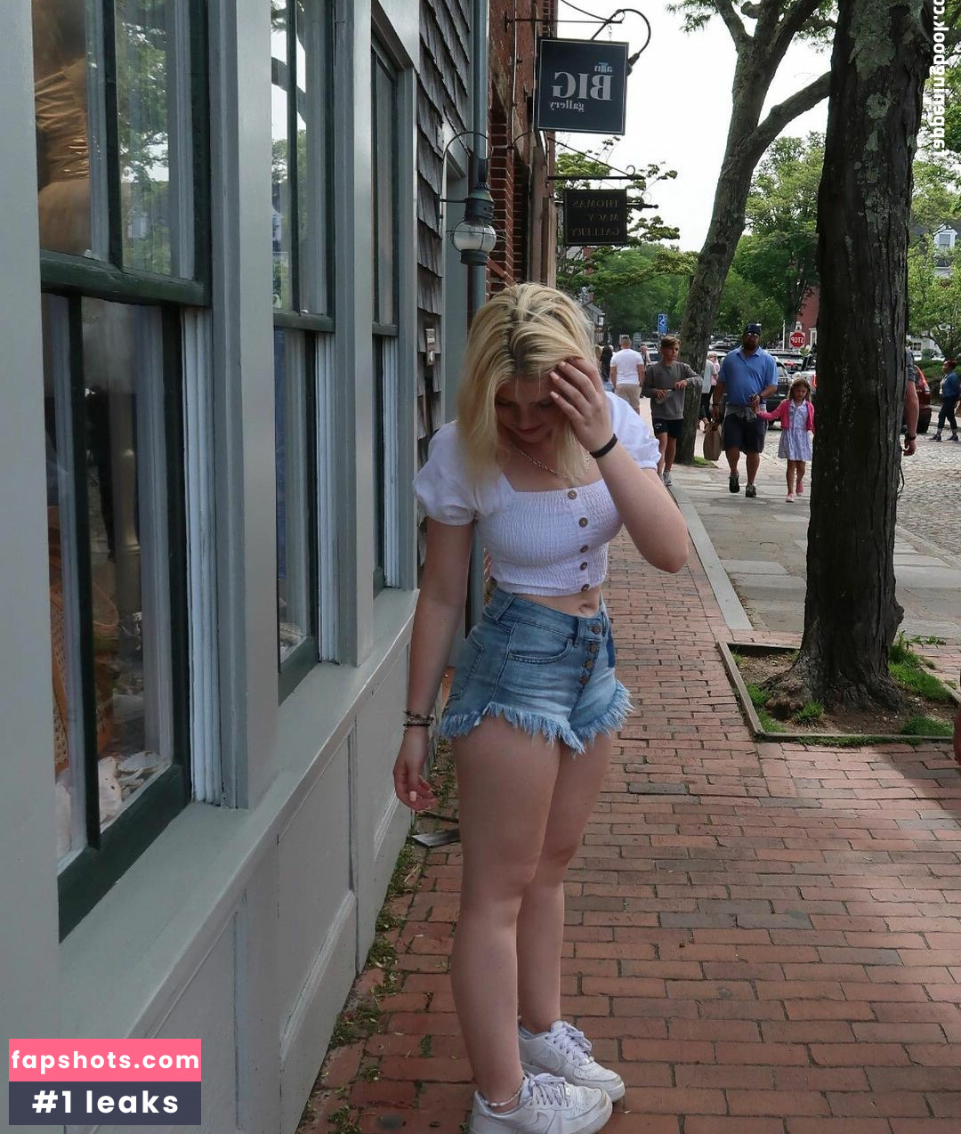 Elsuzannee gallery photo #56