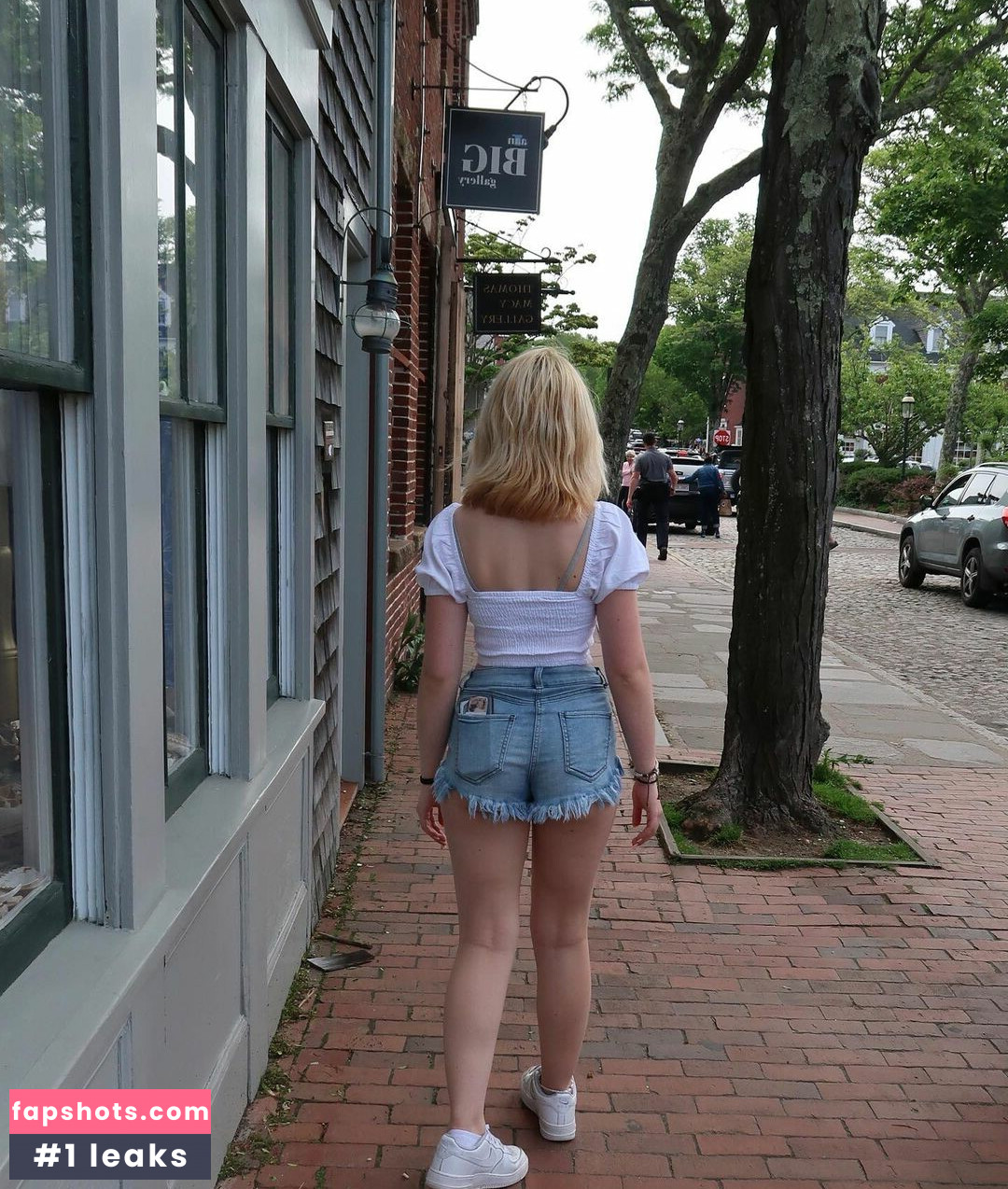 Elsuzannee gallery photo #57