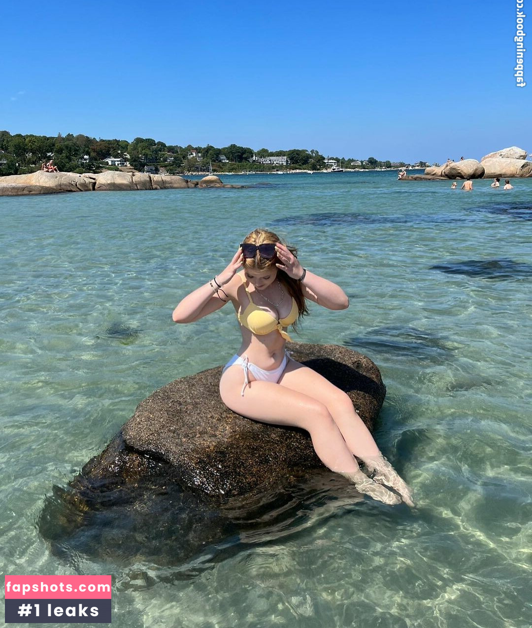 Elsuzannee gallery photo #80