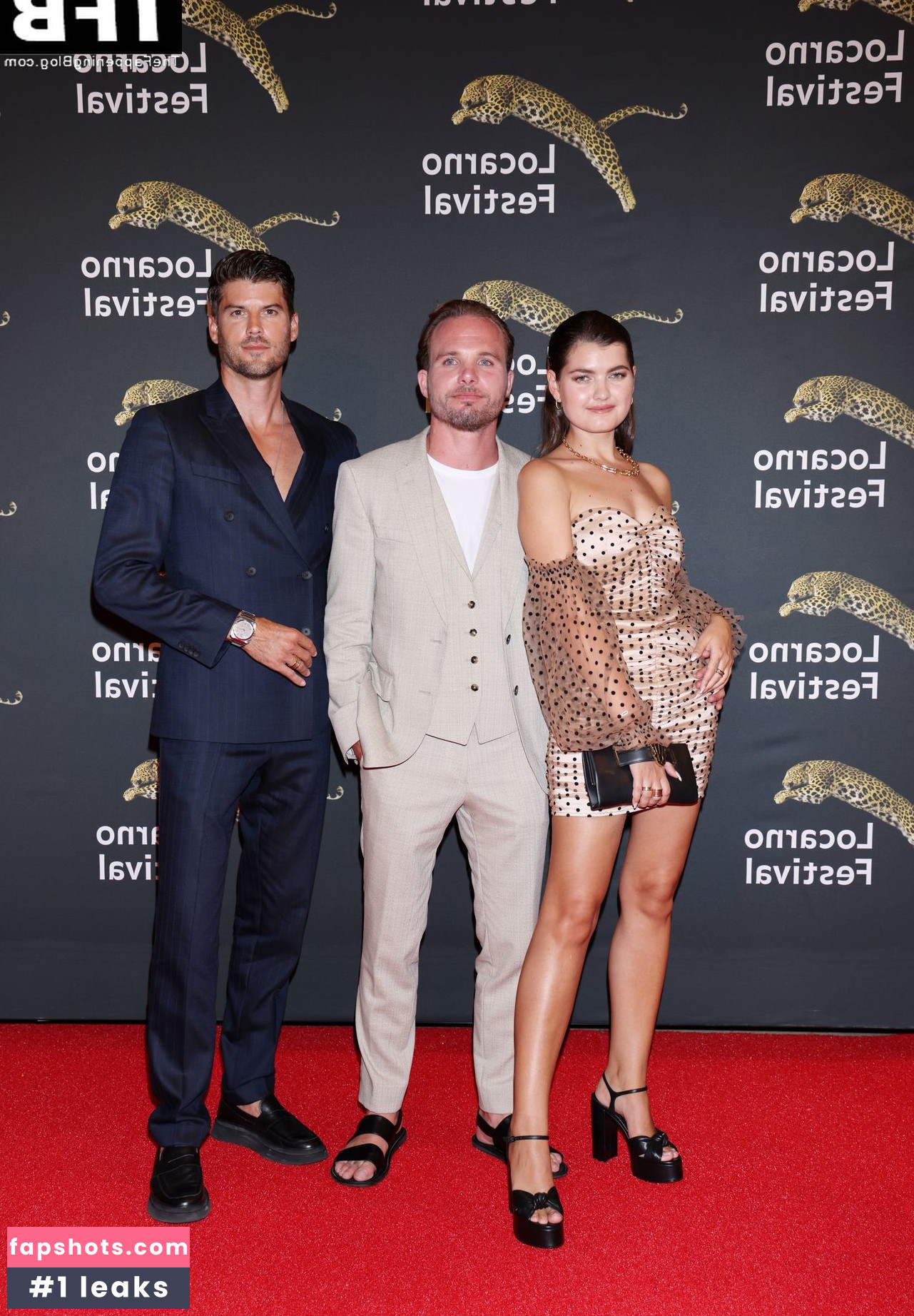 Elvira Legrand gallery photo #38