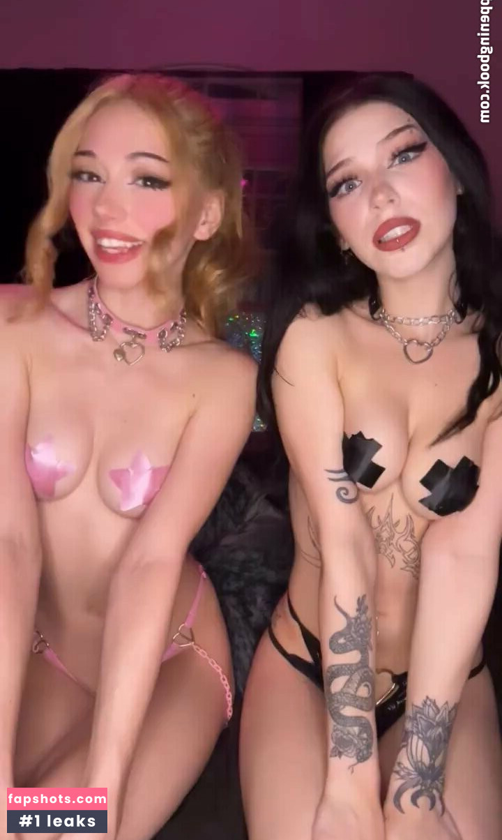 elvirawaifu gallery photo #3