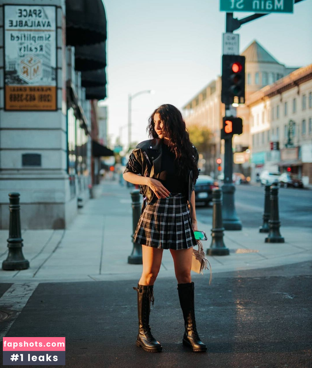 Elwa Saleh gallery photo #15