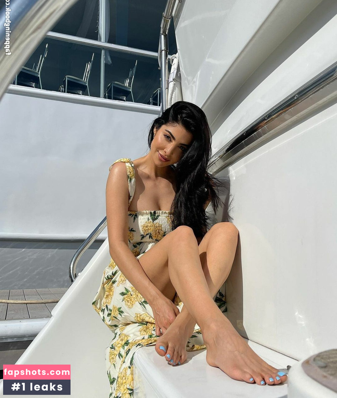 Elwa Saleh gallery photo #34