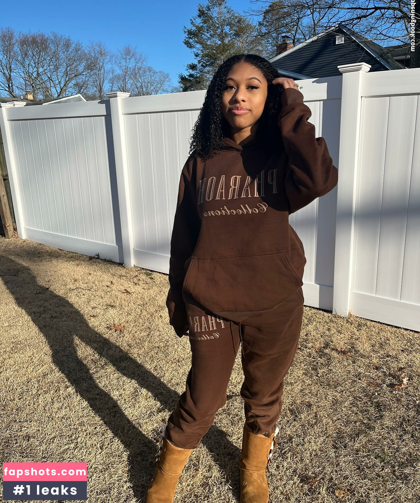 Elyse Rey gallery photo #17