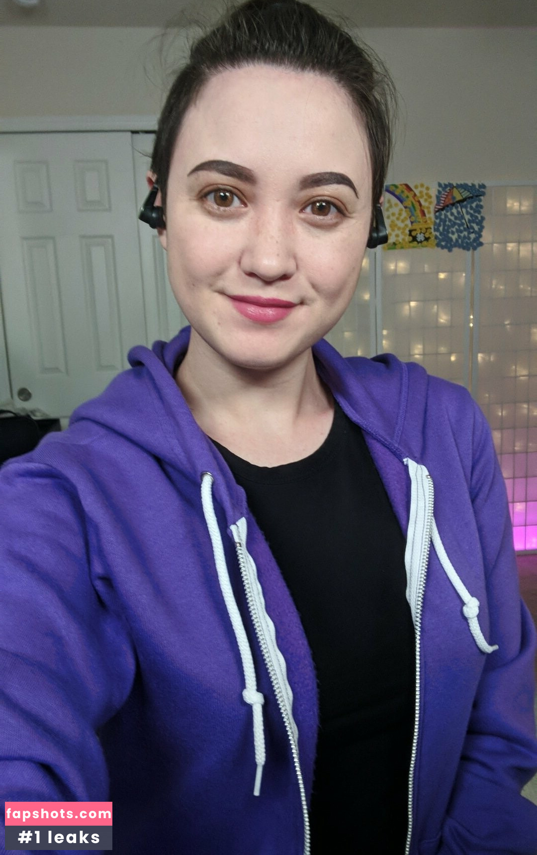 Elysia Griffin gallery photo #10