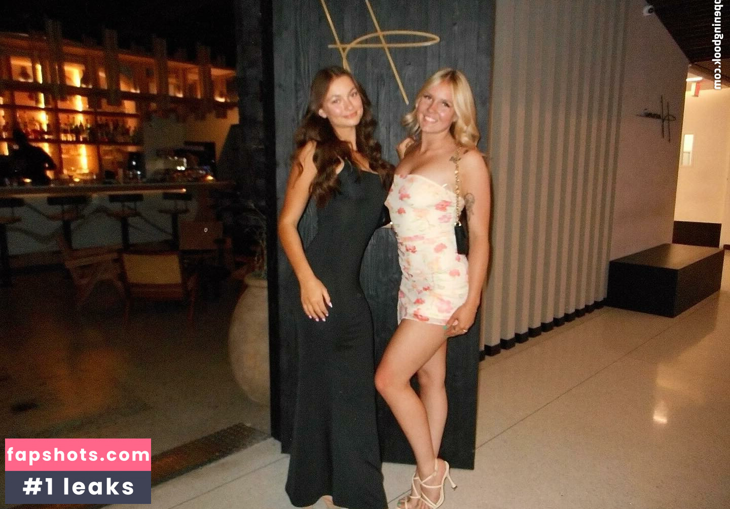 Elyssa Williams gallery photo #39