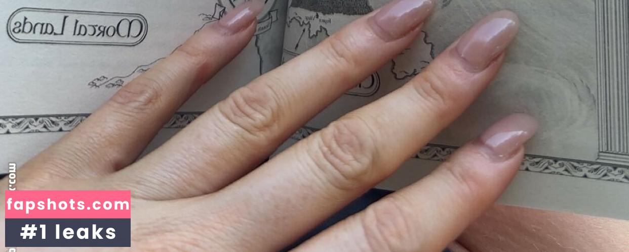 Elz The Witch Nahé úniky fotek pouze od fanoušků #23 - Fapshots