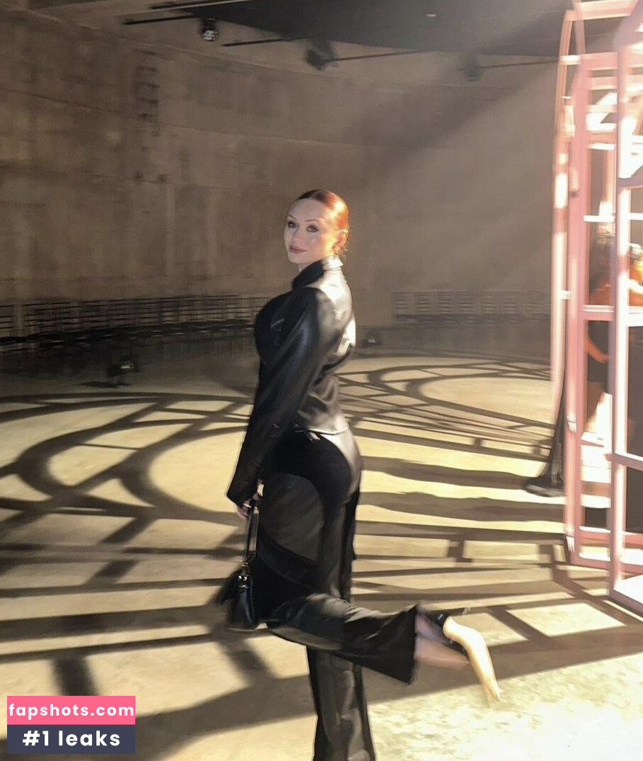 Elz The Witch Nahé úniky fotek pouze od fanoušků #99 - Fapshots