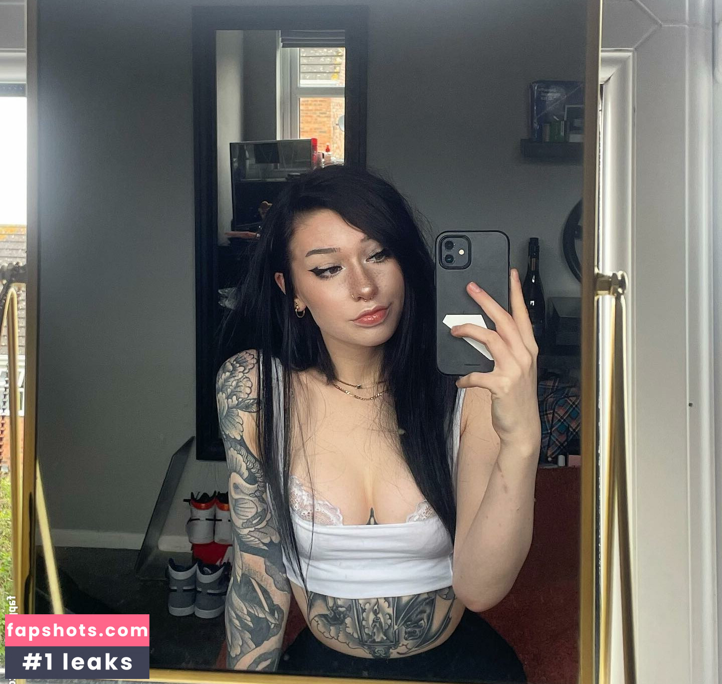 Em.camp.bell gallery photo #4