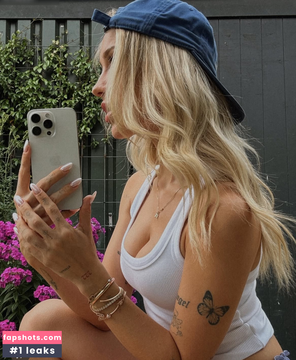 Ema Louise gallery photo #4